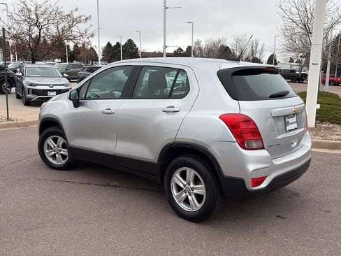 Used 2018 Chevrolet Trax LS image 4