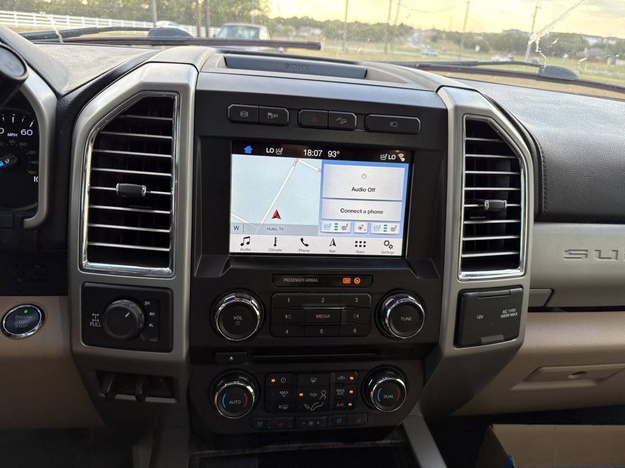 Used 2017 Ford F250 Lariat w/ Lariat Ultimate Package AWD/4WD image 20