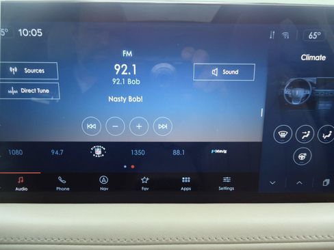 Used 2023 Lincoln Nautilus Reserve w/ Equipment Group 201A AWD/4WD image 16