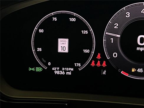 Certified 2025 Porsche Cayenne image 21