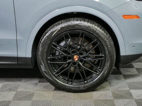 New 2026 Porsche Cayenne AWD/4WD image 40
