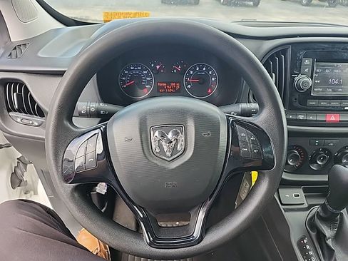 Used 2021 RAM ProMaster City Tradesman w/ Window Group 09 image 3