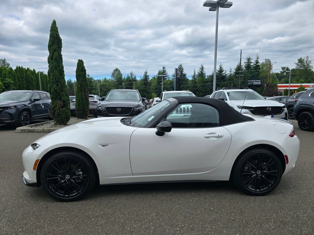 New 2026 MAZDA MX-5 Miata Club RWD image 2