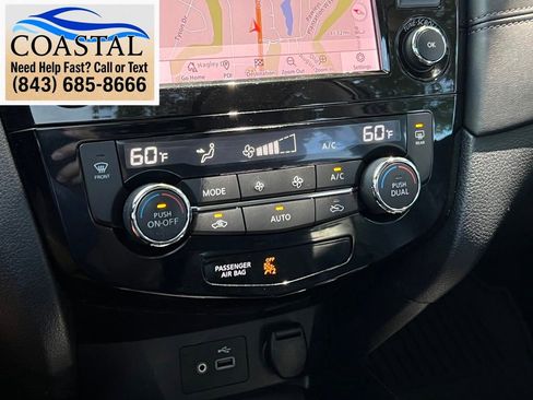 Used 2019 Nissan Rogue SL w/ Premium Package FWD image 41