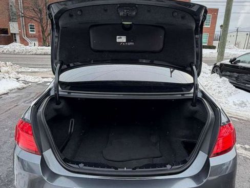 Used 2015 BMW 528i 4dr Sdn 528i RWD image 18