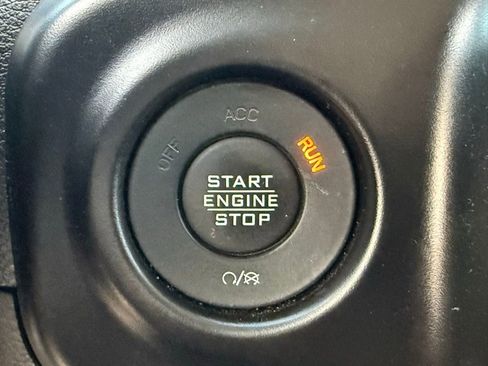 Used 2021 Jeep Wrangler Unlimited Rubicon 4xe image 26