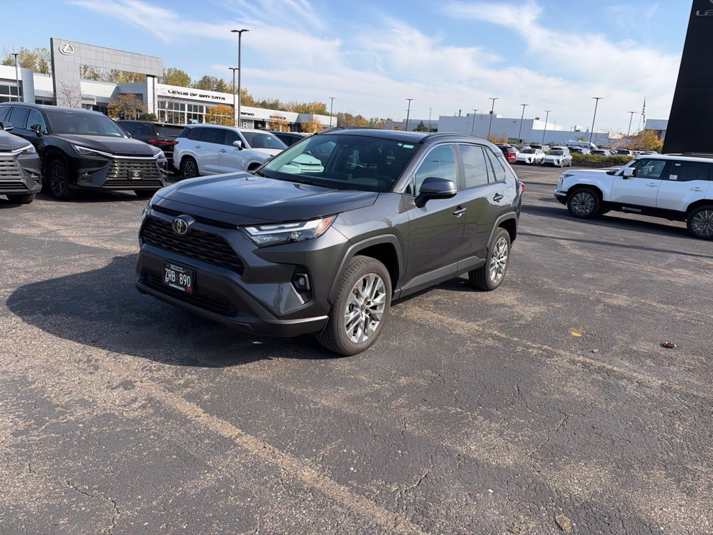 Used 2025 Toyota RAV4 XLE Premium w/ Weather Package AWD/4WD image 9