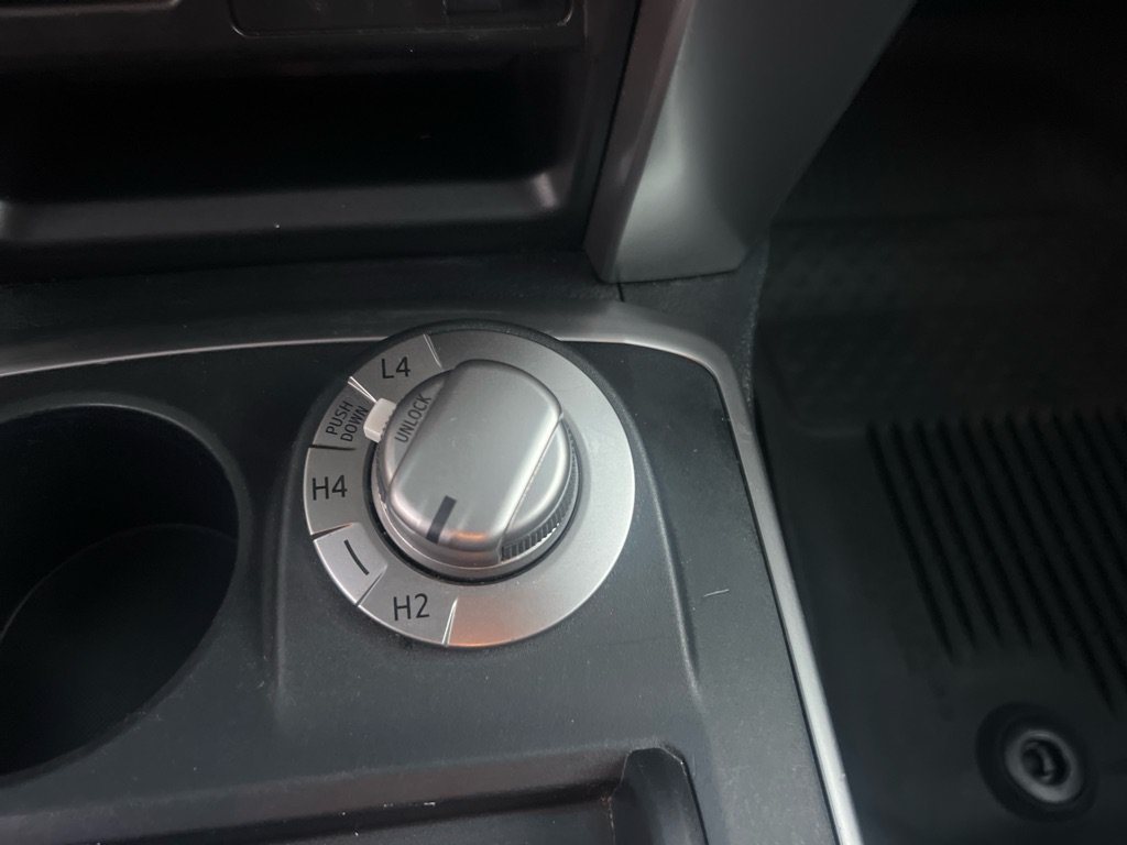 Used 2017 Toyota 4Runner SR5 Premium AWD/4WD image 31