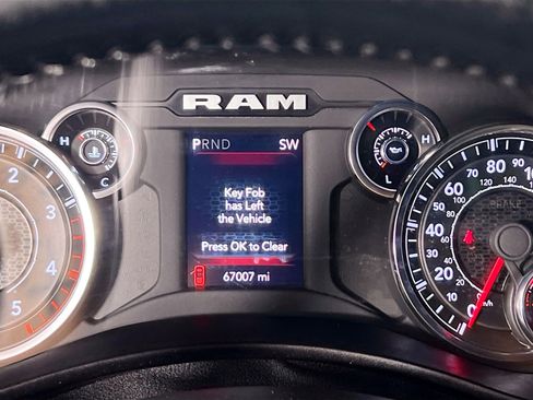 Used 2024 RAM 3500 Big Horn AWD/4WD image 23