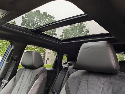 Certified 2025 Acura ADX A-Spec image 12