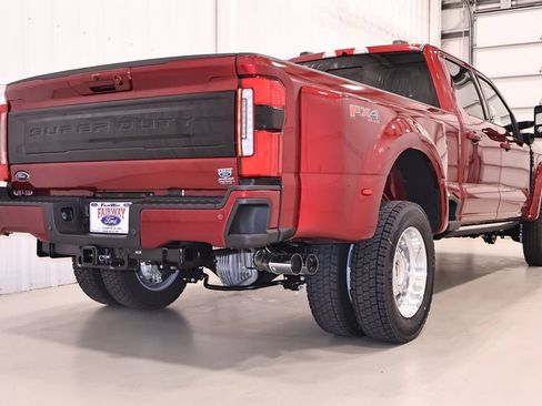 New 2026 Ford F450 Platinum w/ FX4 Off-Road Package AWD/4WD image 9