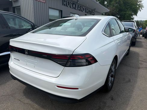 Used 2023 Honda Accord EX image 6