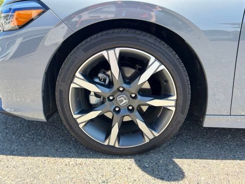 Used 2025 Honda Civic Sport image 10
