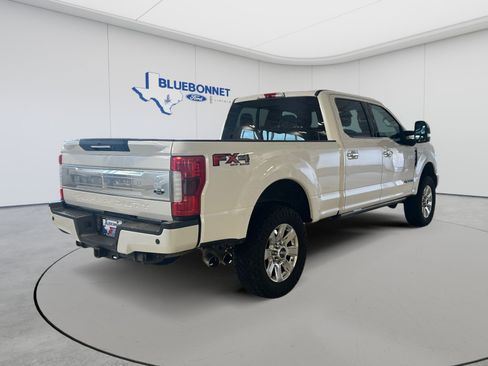 Used 2017 Ford F250 Platinum w/ Platinum Ultimate Package AWD/4WD image 5
