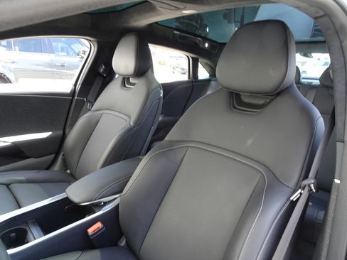 Used 2024 Lucid Air Grand Touring AWD/4WD image 12