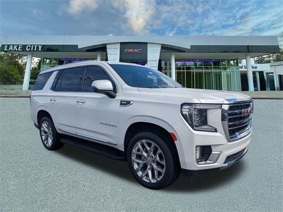 Used 2021 GMC Yukon SLT w/ SLT Premium Package