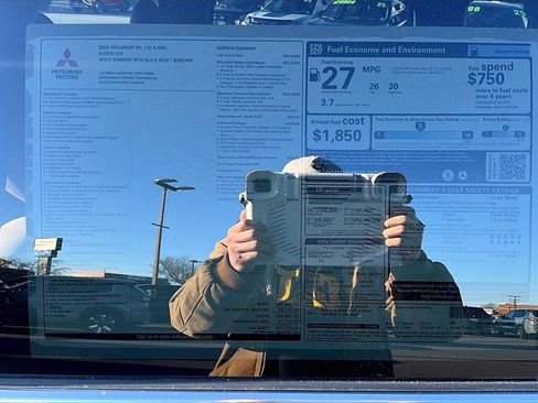 New 2026 Mitsubishi Outlander SEL image 14