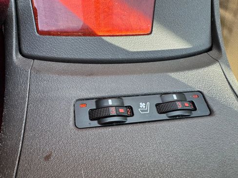 Used 2010 Lexus ES 350 image 29