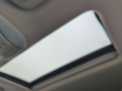 Used 2016 INFINITI Q70 L 3.7 image 20