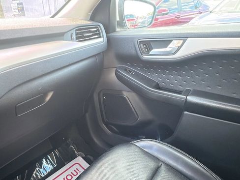 Used 2020 Ford Escape SEL AWD/4WD image 23