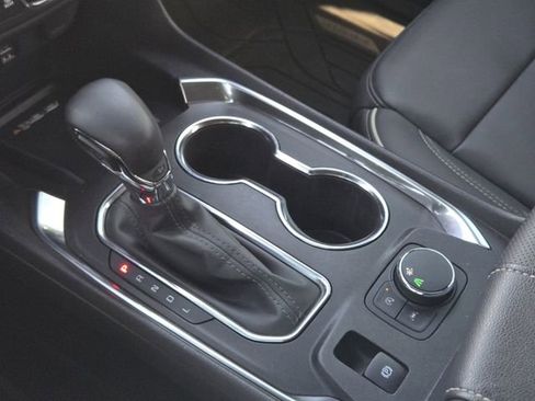 Used 2023 Chevrolet Traverse Premier w/ LPO, Floor Liner Package image 21