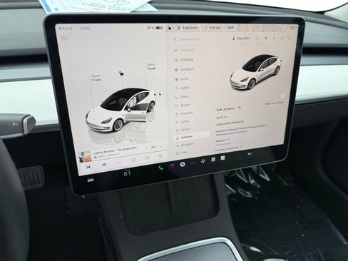 Used 2023 Tesla Model 3 Standard Range image 11