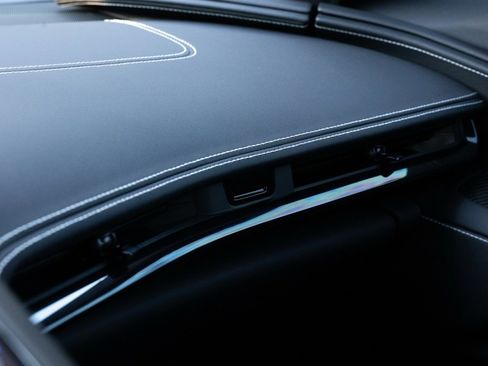 Used 2025 Chevrolet Corvette Z06 w/ Stealth Interior Trim Package image 36