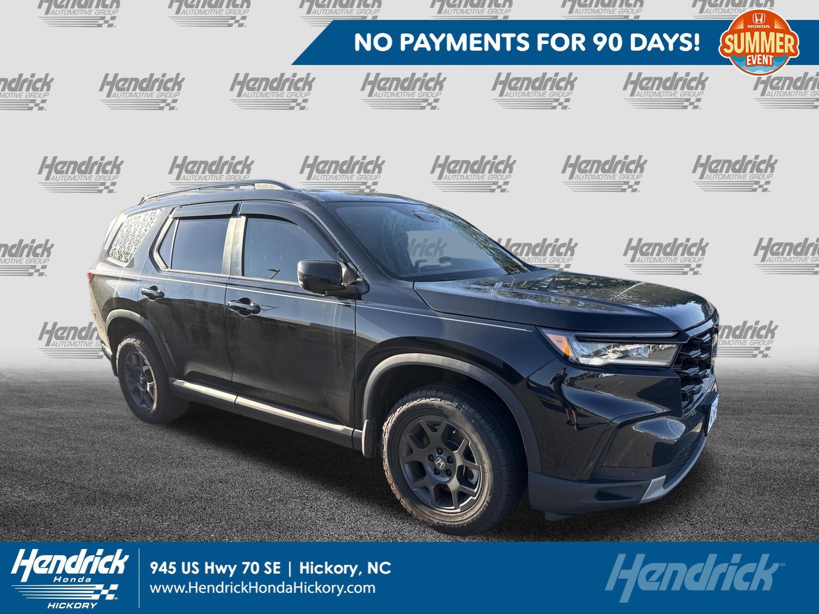 Used 2025 Honda Pilot TrailSport image 1