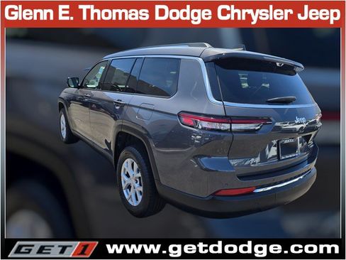 Certified 2023 Jeep Grand Cherokee L Limited w/ Luxury Tech Group II AWD/4WD image 9