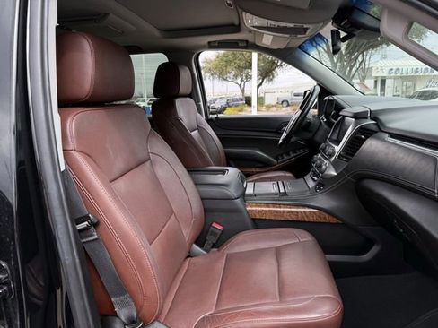 Used 2019 Chevrolet Tahoe Premier w/ Premier Plus Edition image 32