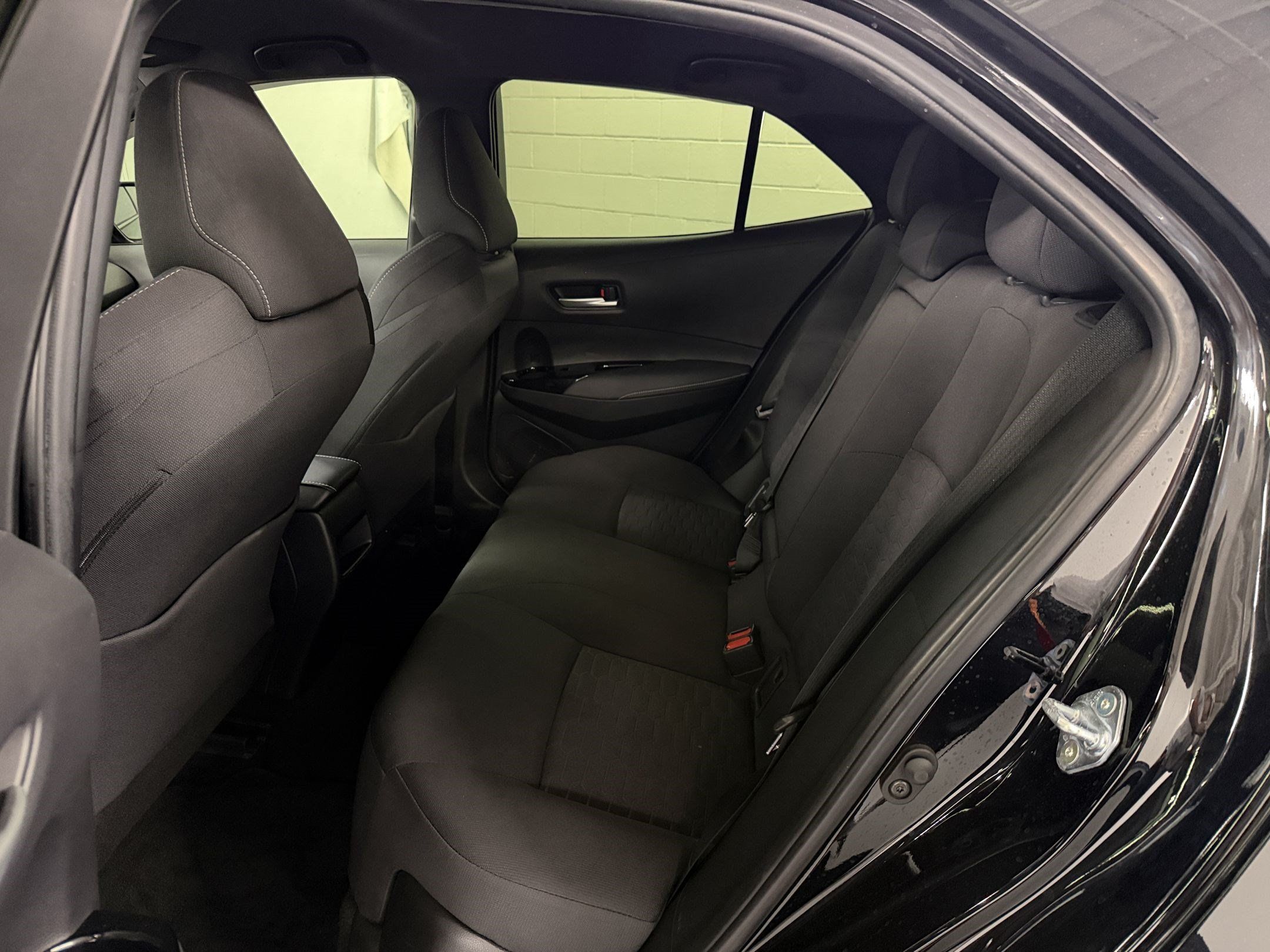 Used 2022 Toyota Corolla SE w/ Carpet Mat Package (TMS) FWD image 21