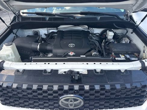 Used 2019 Toyota Tundra Platinum AWD/4WD image 52
