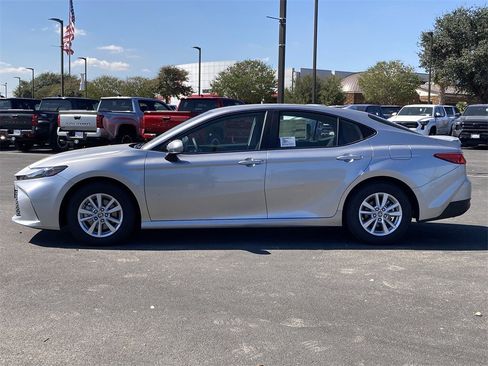 New 2026 Toyota Camry LE image 4