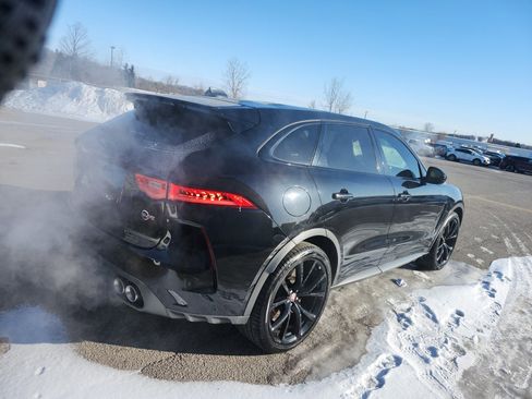 Used 2020 Jaguar F-PACE SVR image 3