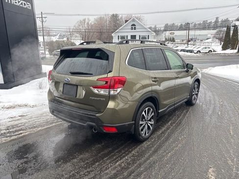 Used 2023 Subaru Forester Limited image 15