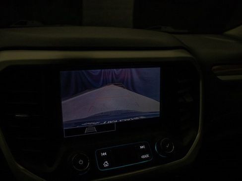 Used 2021 GMC Acadia SLE image 35