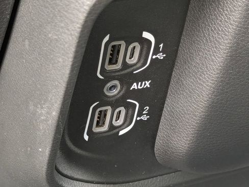 Used 2020 RAM 1500 Big Horn AWD/4WD image 24