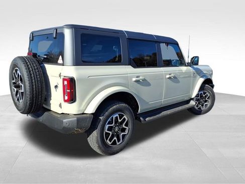 New 2025 Ford Bronco Outer Banks image 10