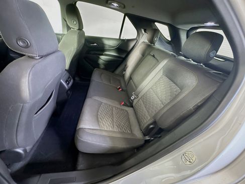 Used 2020 Chevrolet Equinox LT w/ Driver Convenience Package image 27