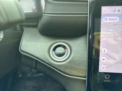 Used 2025 Jeep Grand Cherokee Limited 4xe w/ MOPAR Finishing Package image 26