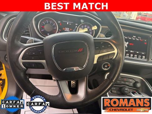 Used 2018 Dodge Challenger GT w/ Driver Convenience Group image 12