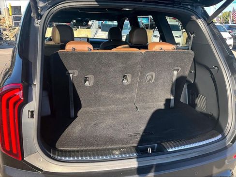 Used 2021 Kia Telluride SX w/ SX Prestige Package AWD/4WD image 4