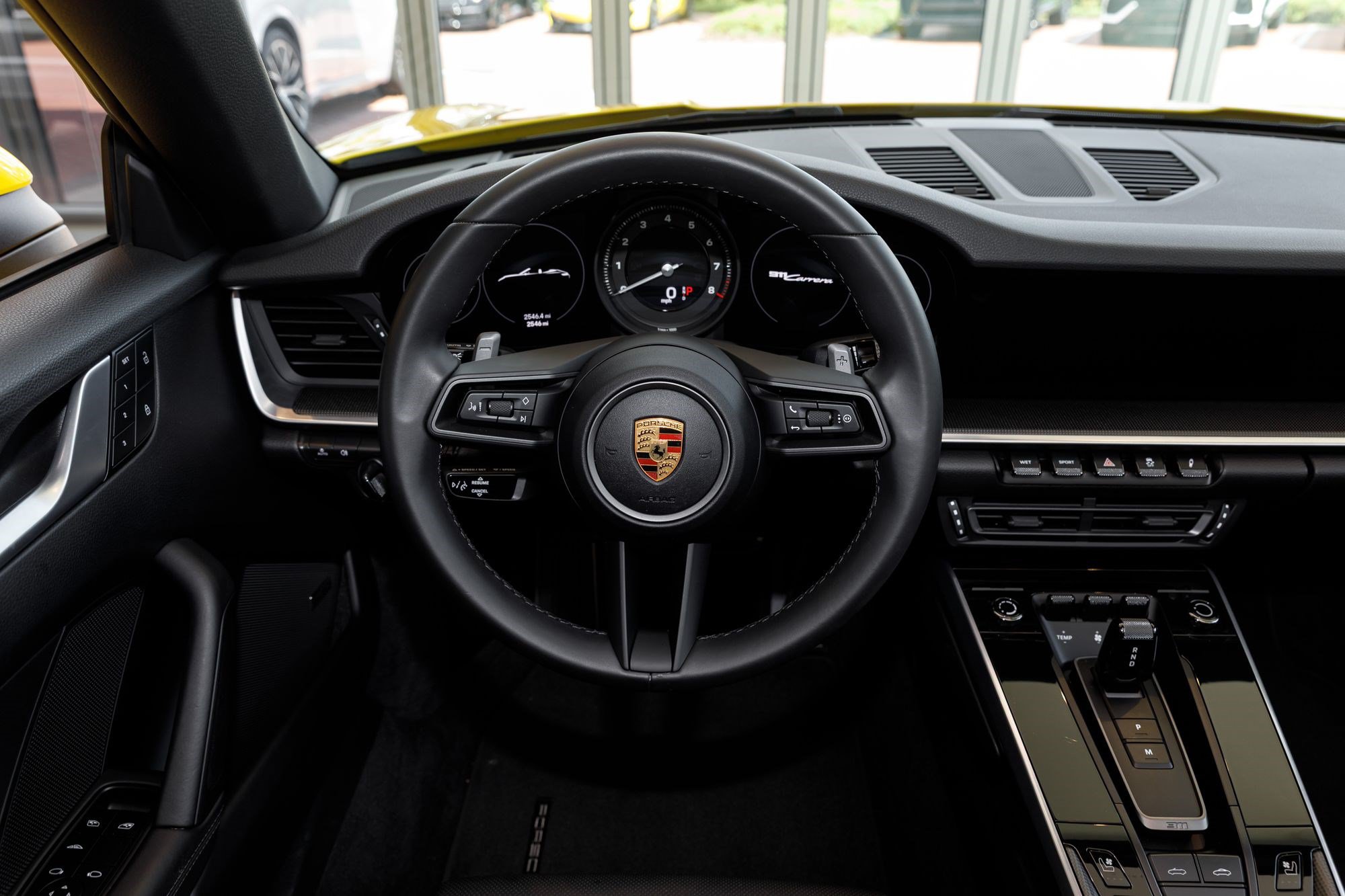 Used 2022 Porsche 911 Carrera RWD image 15