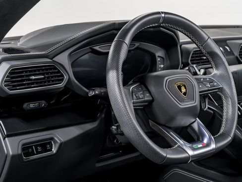 Used 2024 Lamborghini Urus S image 14