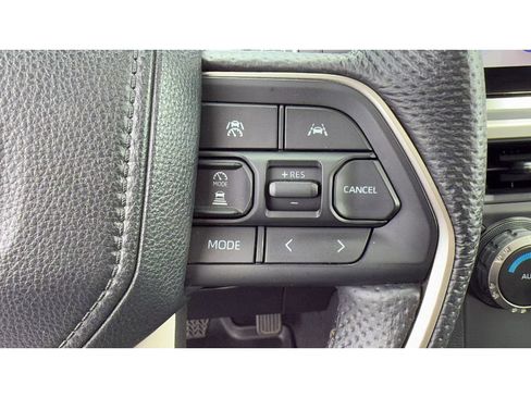 Used 2024 Toyota Tacoma TRD Off-Road w/ TRD Off Road Upgrade Package AWD/4WD image 23