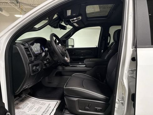 New 2026 RAM 2500 Limited AWD/4WD image 21