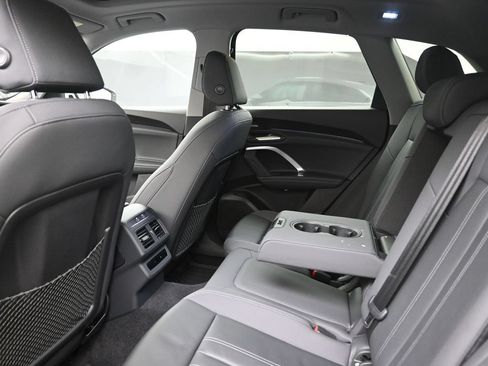 Used 2025 Audi Q5 Premium Plus w/ Premium Plus AWD/4WD image 18