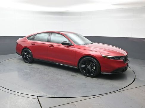 Used 2023 Honda Accord Sport image 8