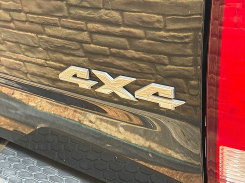 Used 2019 RAM 1500 Express w/ Express Value Package AWD/4WD image 8