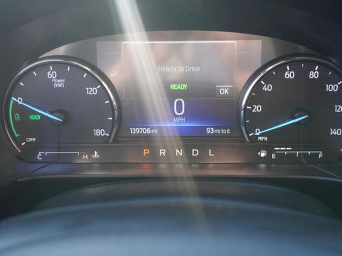 Used 2021 Ford Escape SE image 13